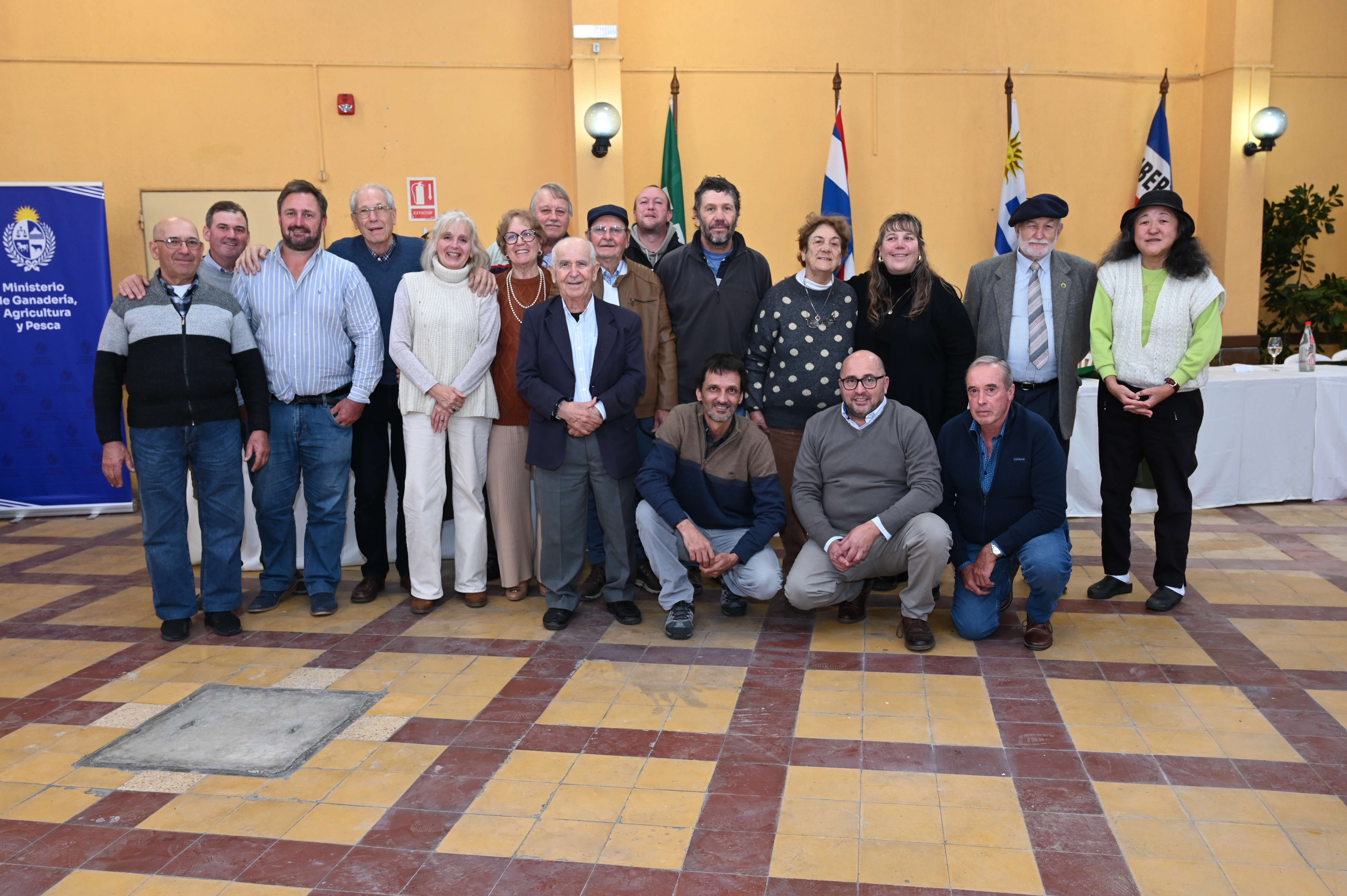 Foto de la Directiva de la Sociedad